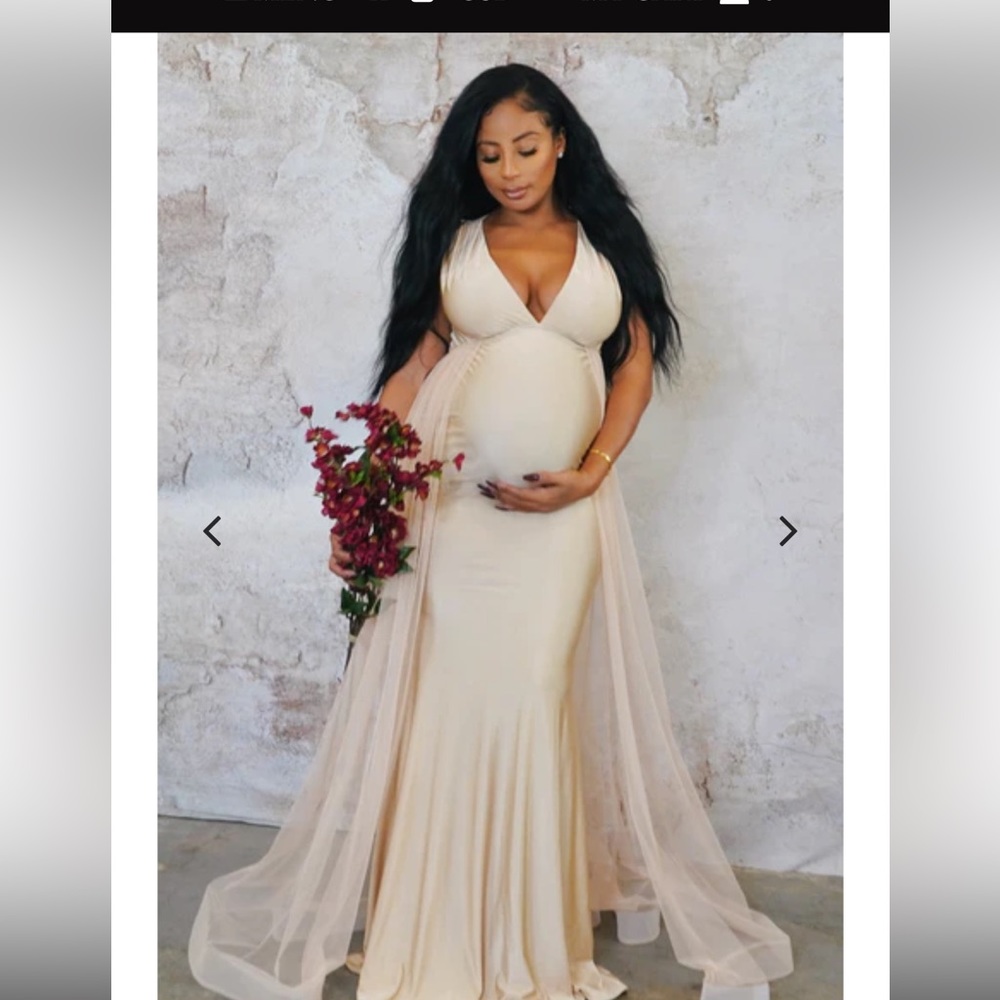 Isabella Maternity Gown